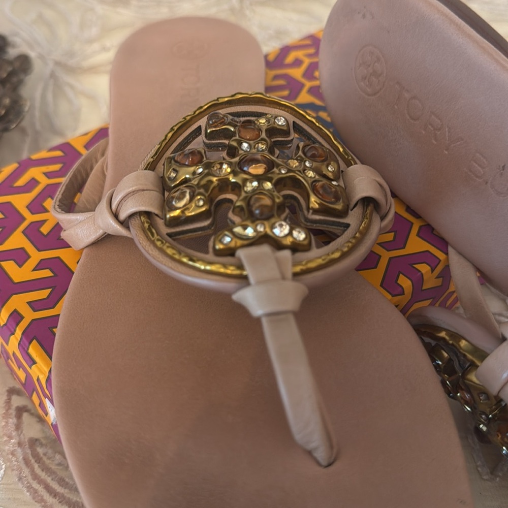 Tory Burch  MillerGold Tan Sandals with Medallion jewels - Picture 4 of 13